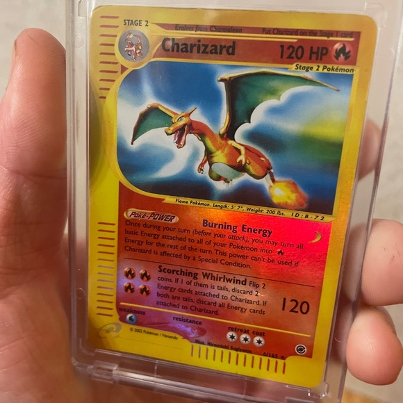 Charizard Pokémon - Picture 2 of 6